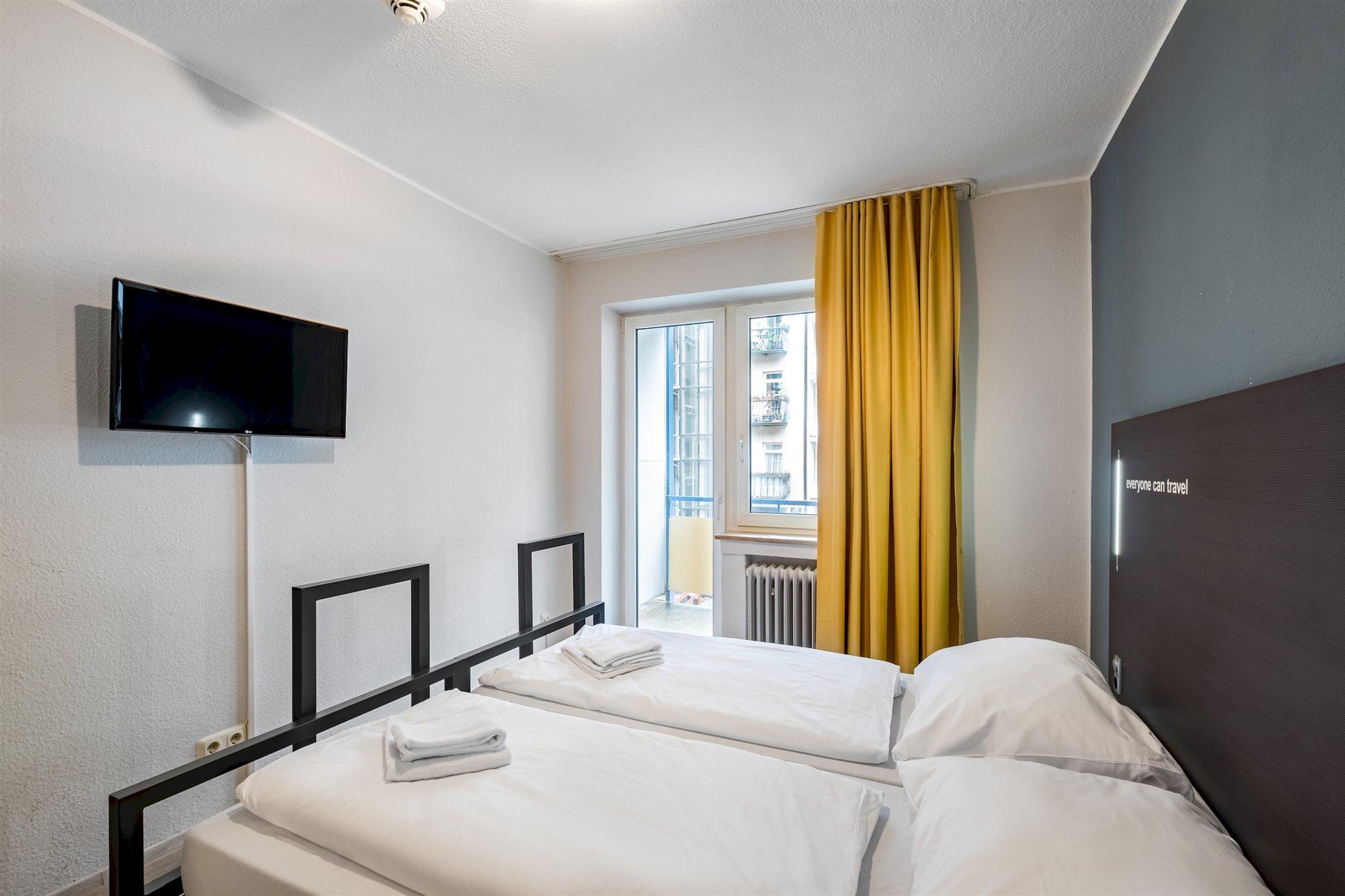 A&O Muenchen Hauptbahnhof Hotell Exteriör bild