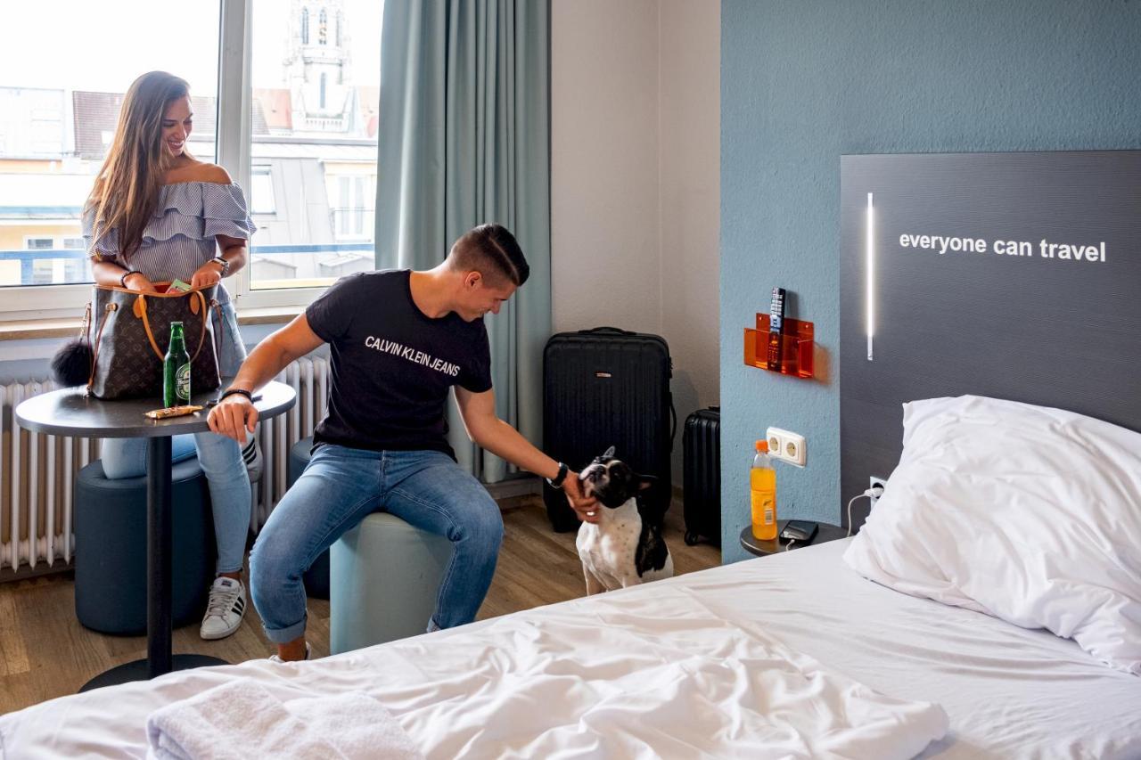 A&O Muenchen Hauptbahnhof Hotell Exteriör bild