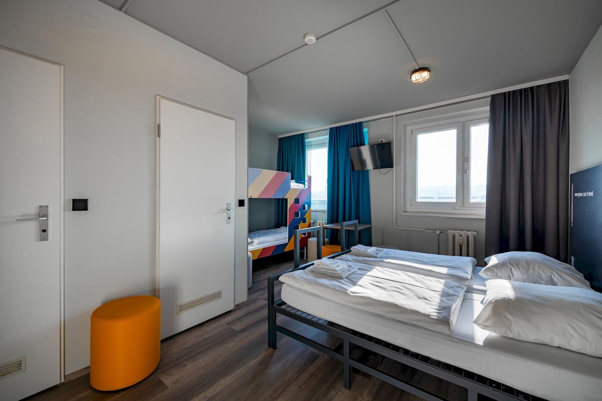 A&O Muenchen Hauptbahnhof Hotell Exteriör bild