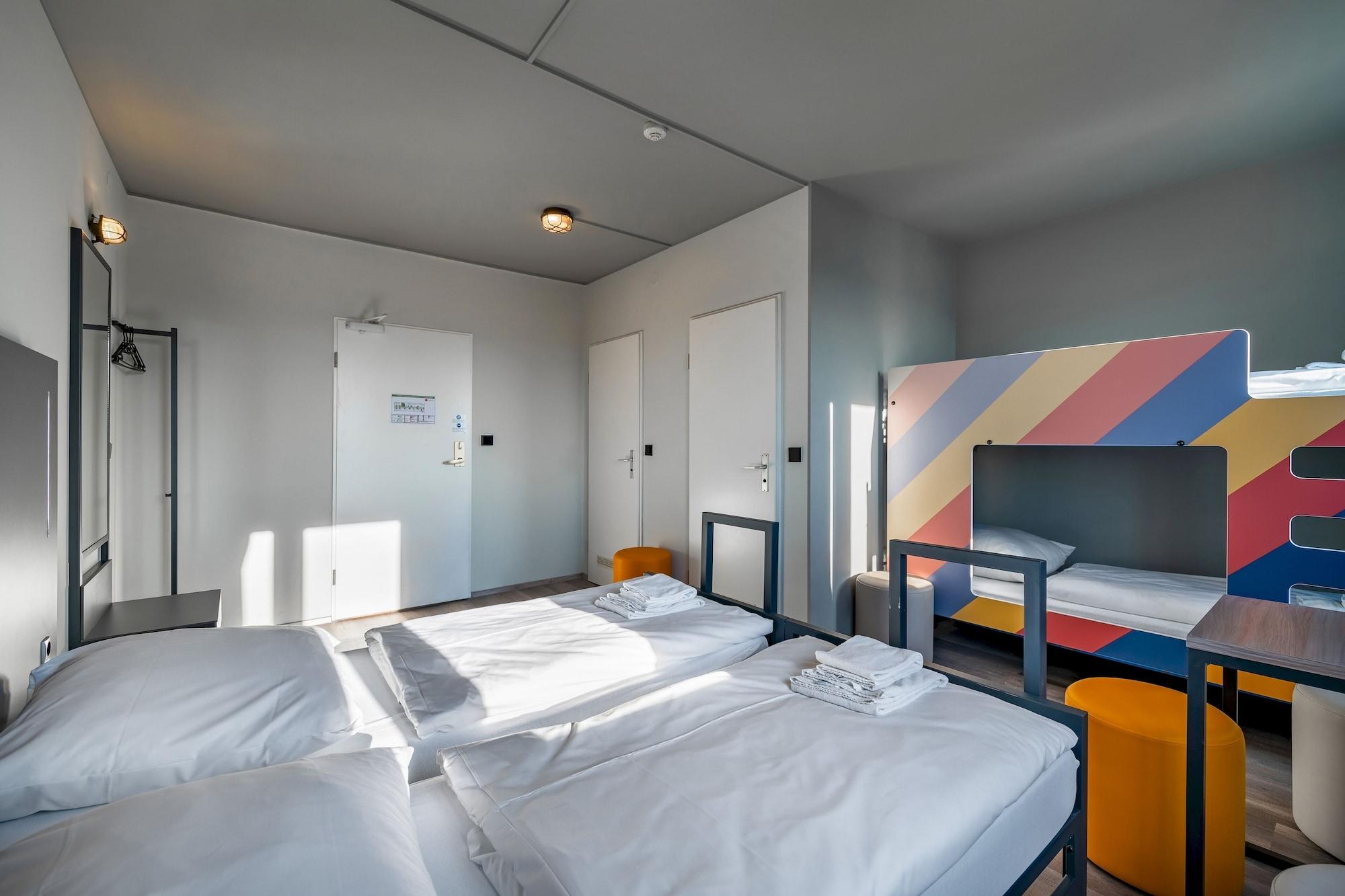 A&O Muenchen Hauptbahnhof Hotell Exteriör bild
