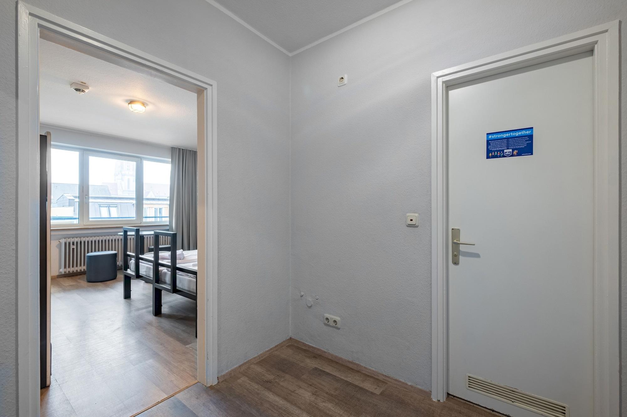A&O Muenchen Hauptbahnhof Hotell Exteriör bild