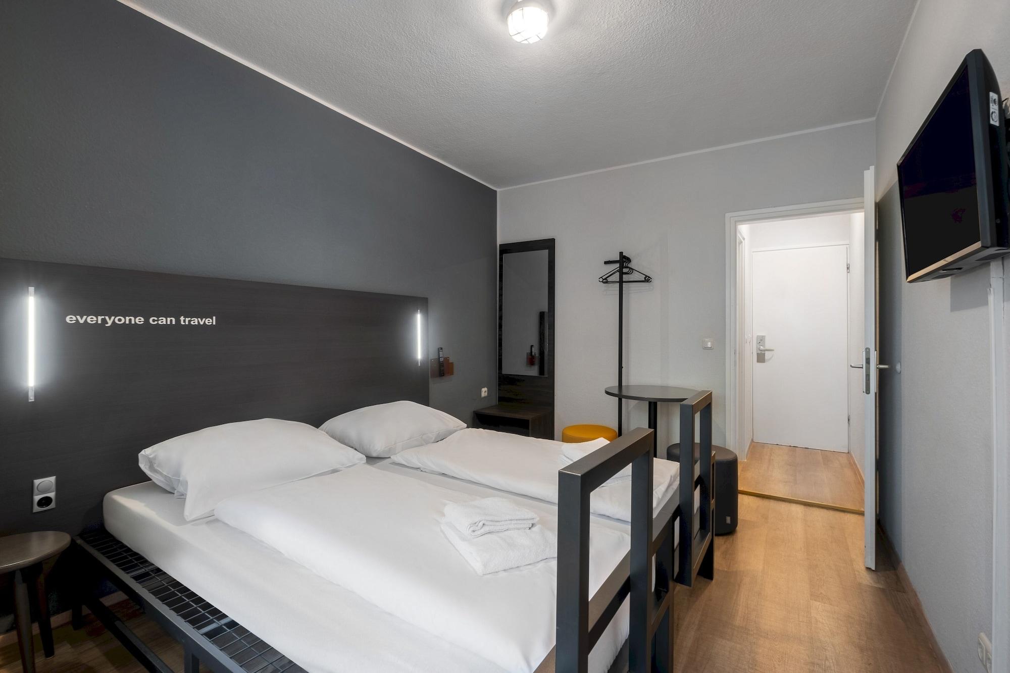 A&O Muenchen Hauptbahnhof Hotell Exteriör bild