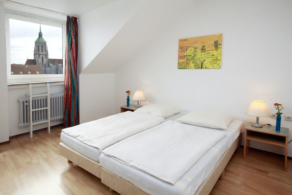 A&O Muenchen Hauptbahnhof Hotell Exteriör bild