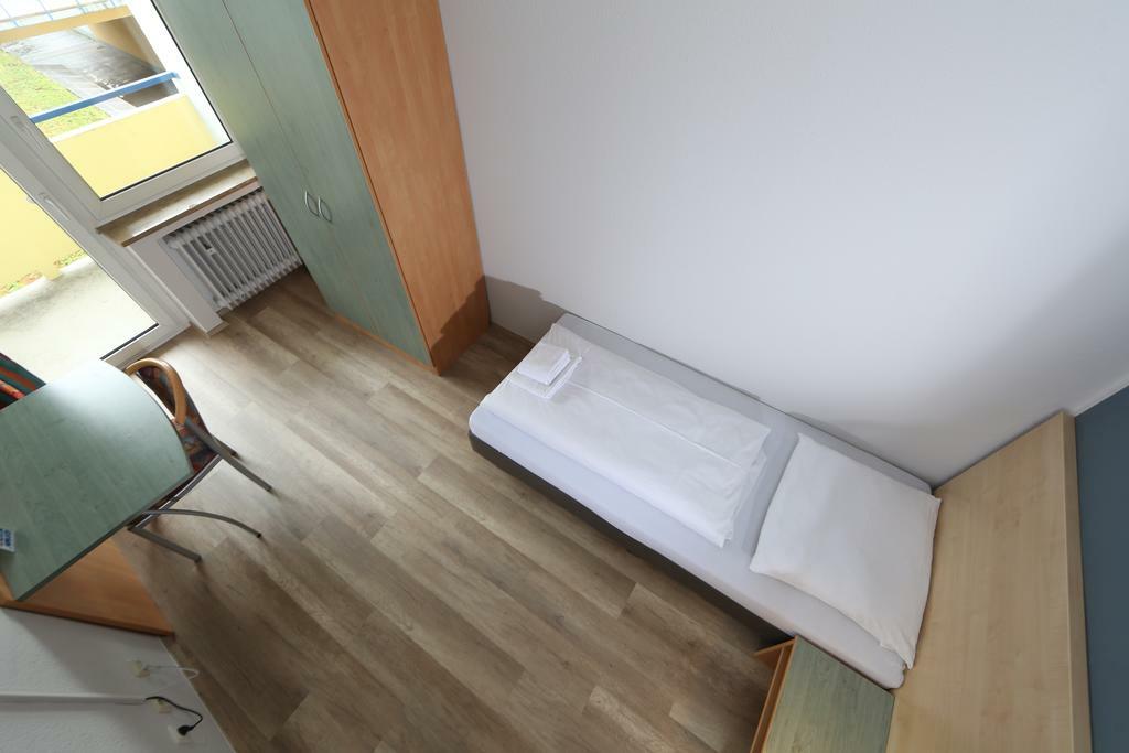 A&O Muenchen Hauptbahnhof Hotell Exteriör bild